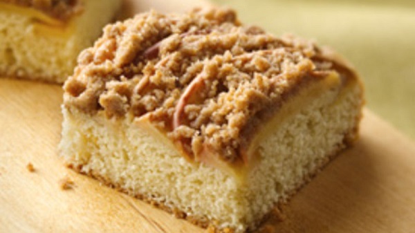 Apple Streusel Cake